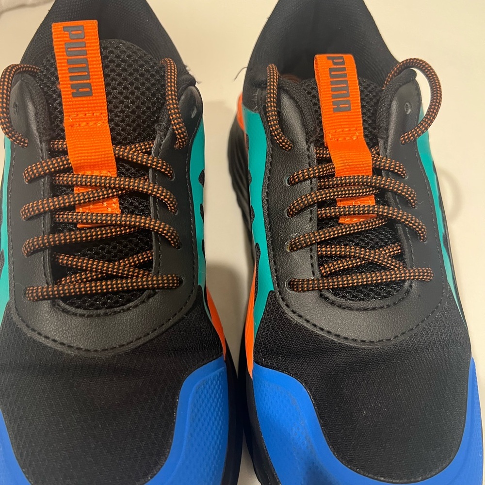 Puma Men's Black, Blue, and Orange Sneakers